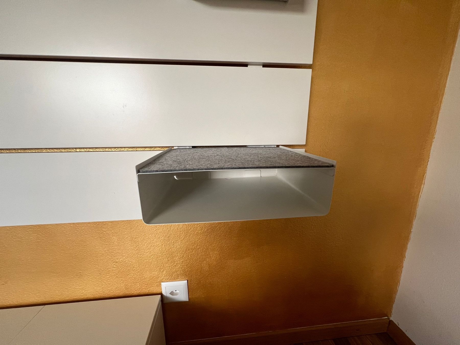 Letti: NORDLI Bettgestell weiss IKEA – Usato da Pfäffikon ZH venduto da Batgirl78 3