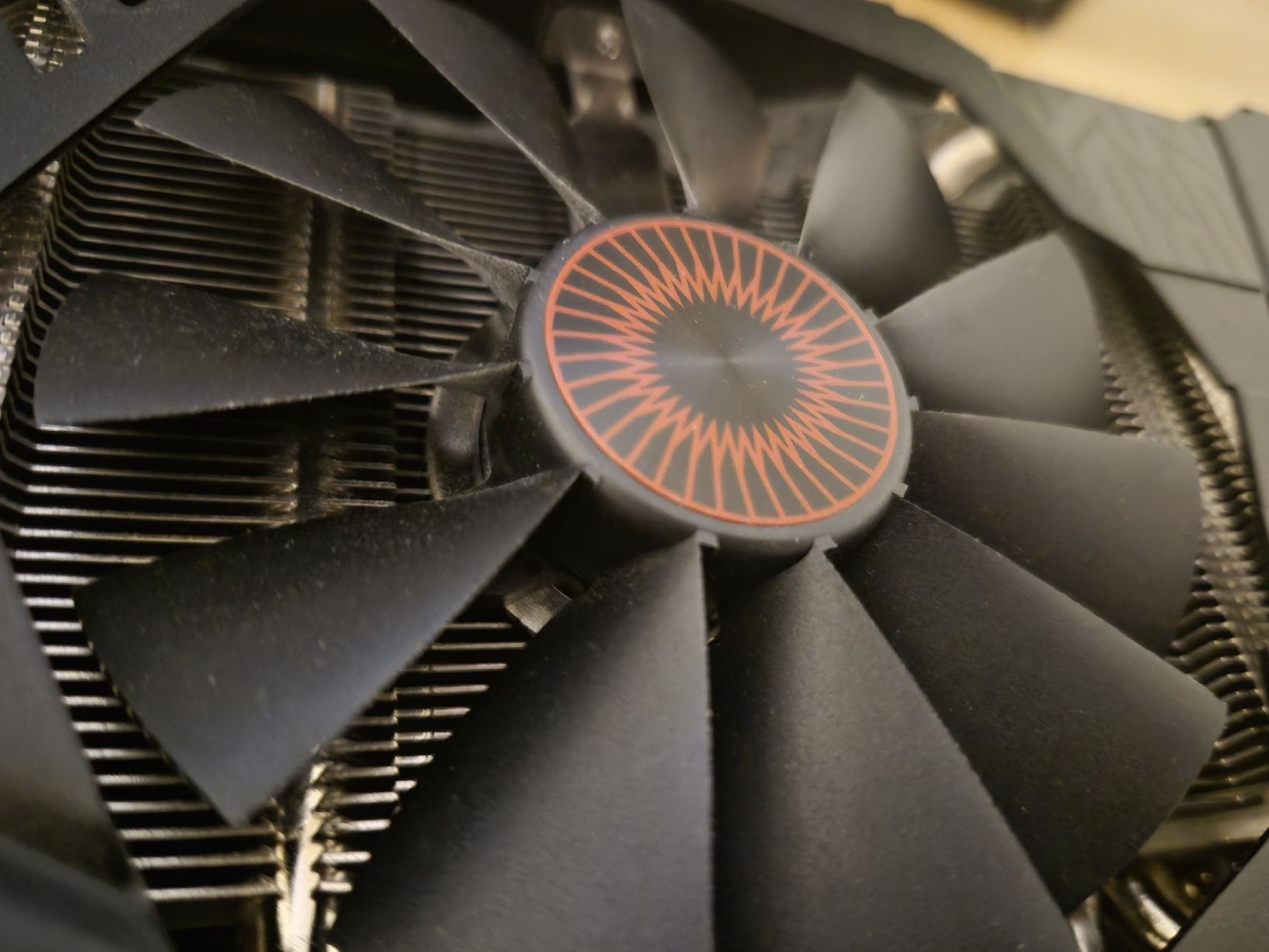 Asus Cartes graphiques: Asus Geforce 970 GTX Direct CU II – D'occasion à Dielsdorf par BARDARRU 4