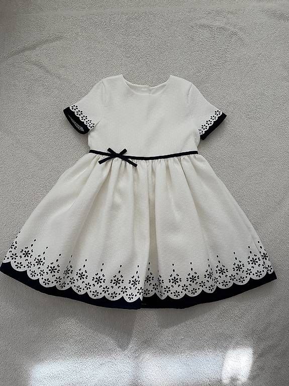 Lotti & Set di vestiti: Mädchenkleider Grösse 134 – Usato da Zug venduto da kuch2