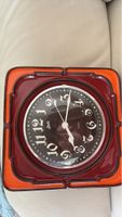 Wand Uhr Quartz Made in Germany rot Orange