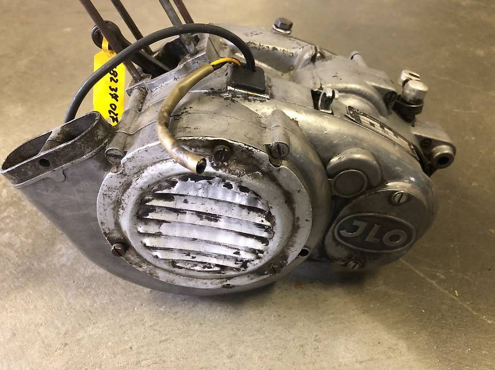 ILO/JLO Ciclomotori: Jlo Motorblock – Difettoso da Rapperswil SG venduto da Rawe3 3