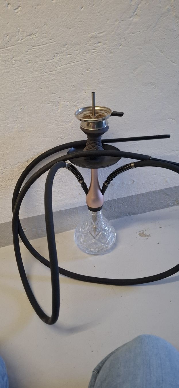 Narghilé: Shisha Azlan Dragon – Usato da Suhr venduto da Design_by_Debi