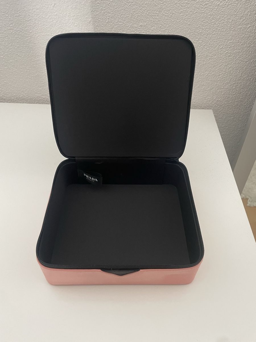 Portagioie: Prada Schmuckkasten schwarz/rosa – Nuovo (secondo la descrizione) da Winterthur venduto da and_x9dk 2