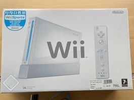 Wii - Spielkonsole mit viel Zubehör + 3 Spiele