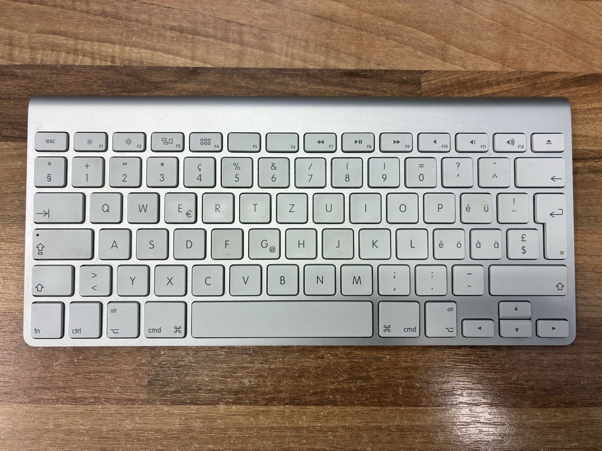 Apple Claviers: Apple Tastatur mit Magic Mouse – D'occasion à Langnau b. Reiden par MacGuinness