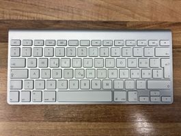 Apple Tastatur mit Magic Mouse