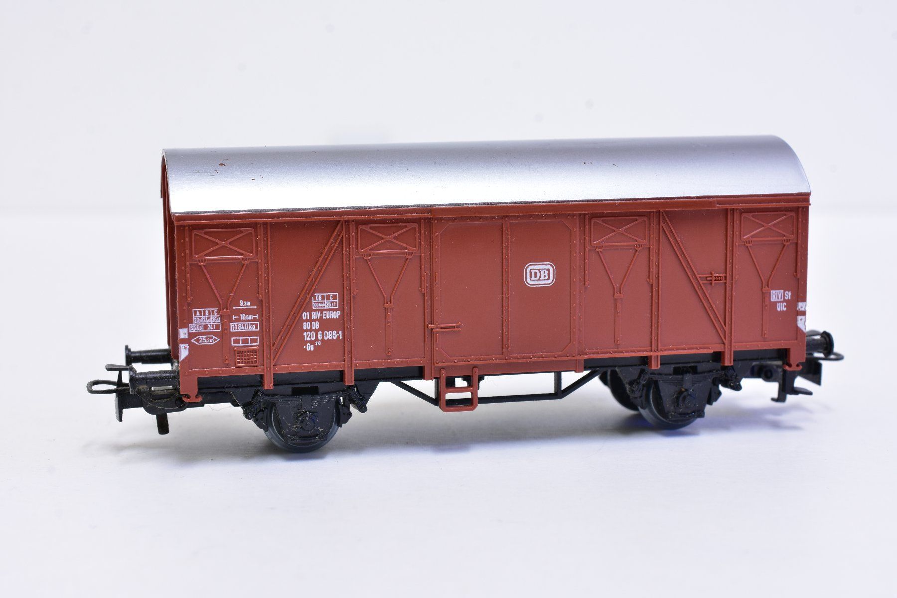 Märklin Modellini di ferrovie: 2 Märklin Loks mit Decoder und 4 Güterwagen. Alle ohne OVP – Usato da Lohn-Ammannsegg venduto da 1monika 3