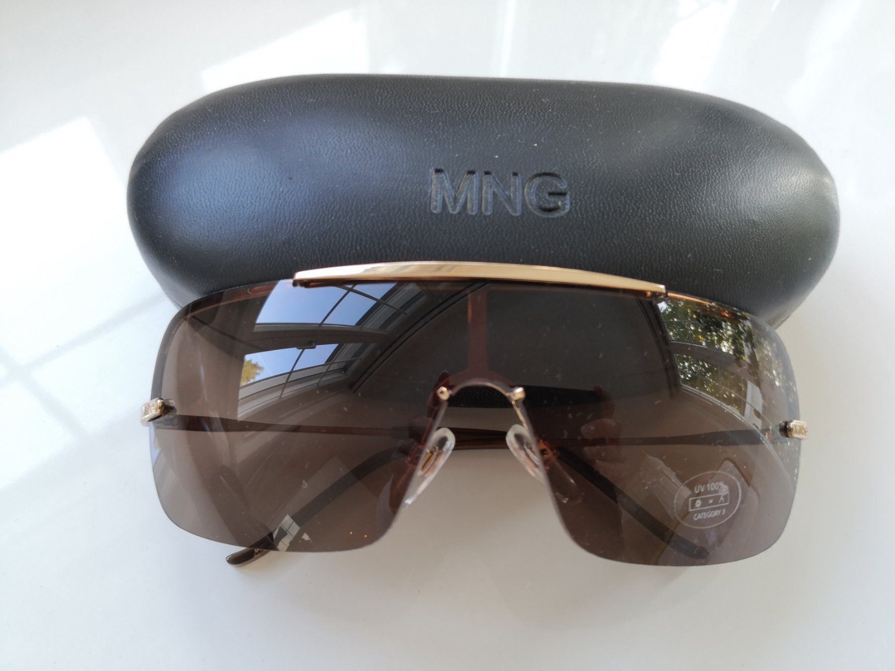 Mango Occhiali & Lenti: 🤩MANGO DIVA SONNENBRILLE & ETUI & D&G P. – Usato da Olten venduto da Naja-Twins-Twins 1