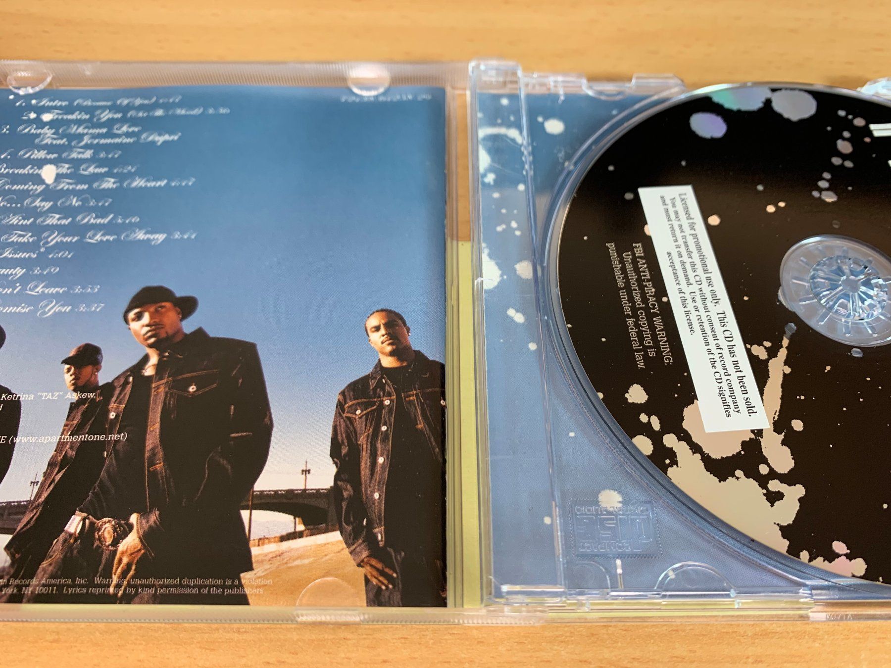 CD: N2U – Issues - Promo CD – Usato da Rikon im Tösstal venduto da Alpenmutz 2