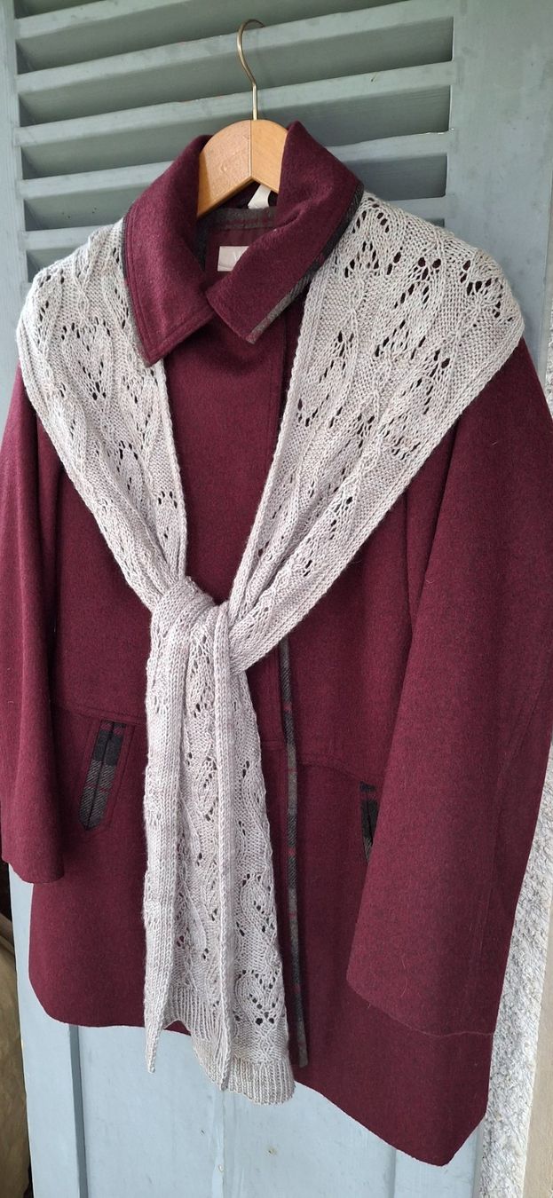 Foulard & Sciarpe: Schal "Lovely"   handgestrickt  Merino   NEU – Nuovo (secondo la descrizione) da Langenthal venduto da Handstrick 7