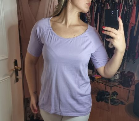 Lavendelfarbenes T-Shirt aus 100% Baumwolle, Gr. L