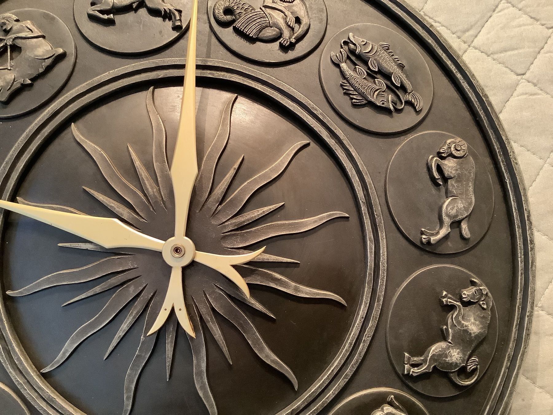 Orologi: antike, handgeschmiedete uhr – Usato da Kerzers venduto da MarianneRamseier 1