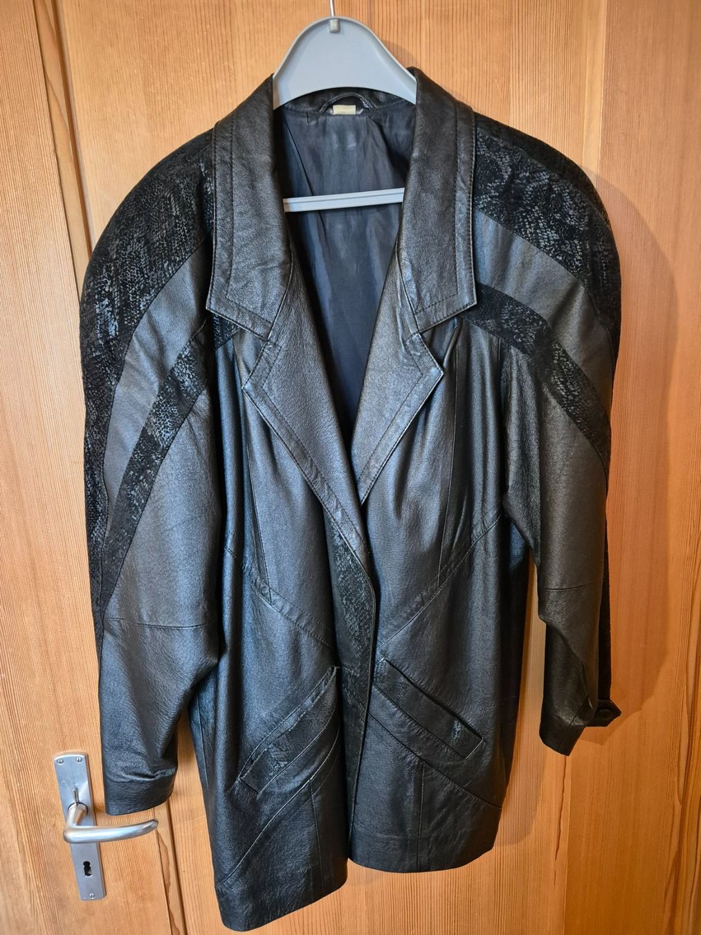 Giacche: Damen Lederjacke Gr. 44 – Usato da Goldiwil (Thun) venduto da thunersee06