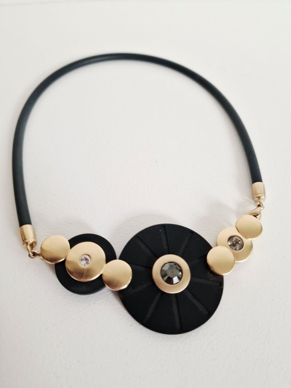 Pierre Lang Catenine: Damen Collier von Pierre Lang aus Kautschuk – Usato da Hallau venduto da CHACLA 1