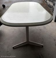 Tisch oval mit 4 Stühlen