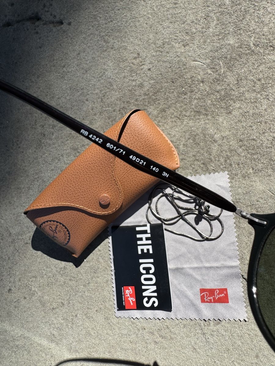Ray-Ban Brillen & Gläser: Original Ray-Ban RB4242 Sunglasses With Case – Neu (gemäss Beschreibung) aus Effretikon von rus_2l2p 8