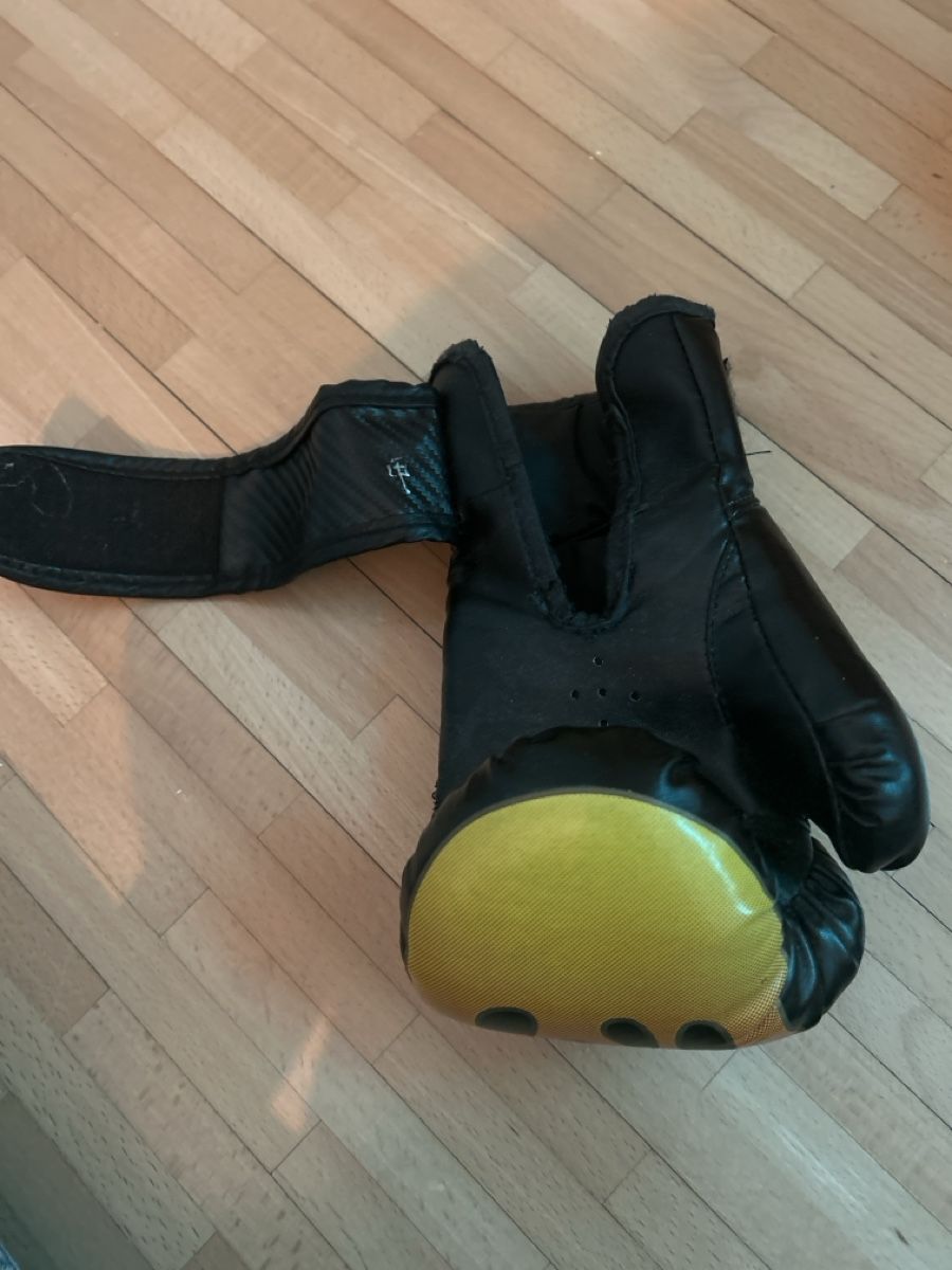 Guanti: Boxhandschuhe, gebraucht, für Kinder – Usato da Zürich venduto da Sofaking1979 3
