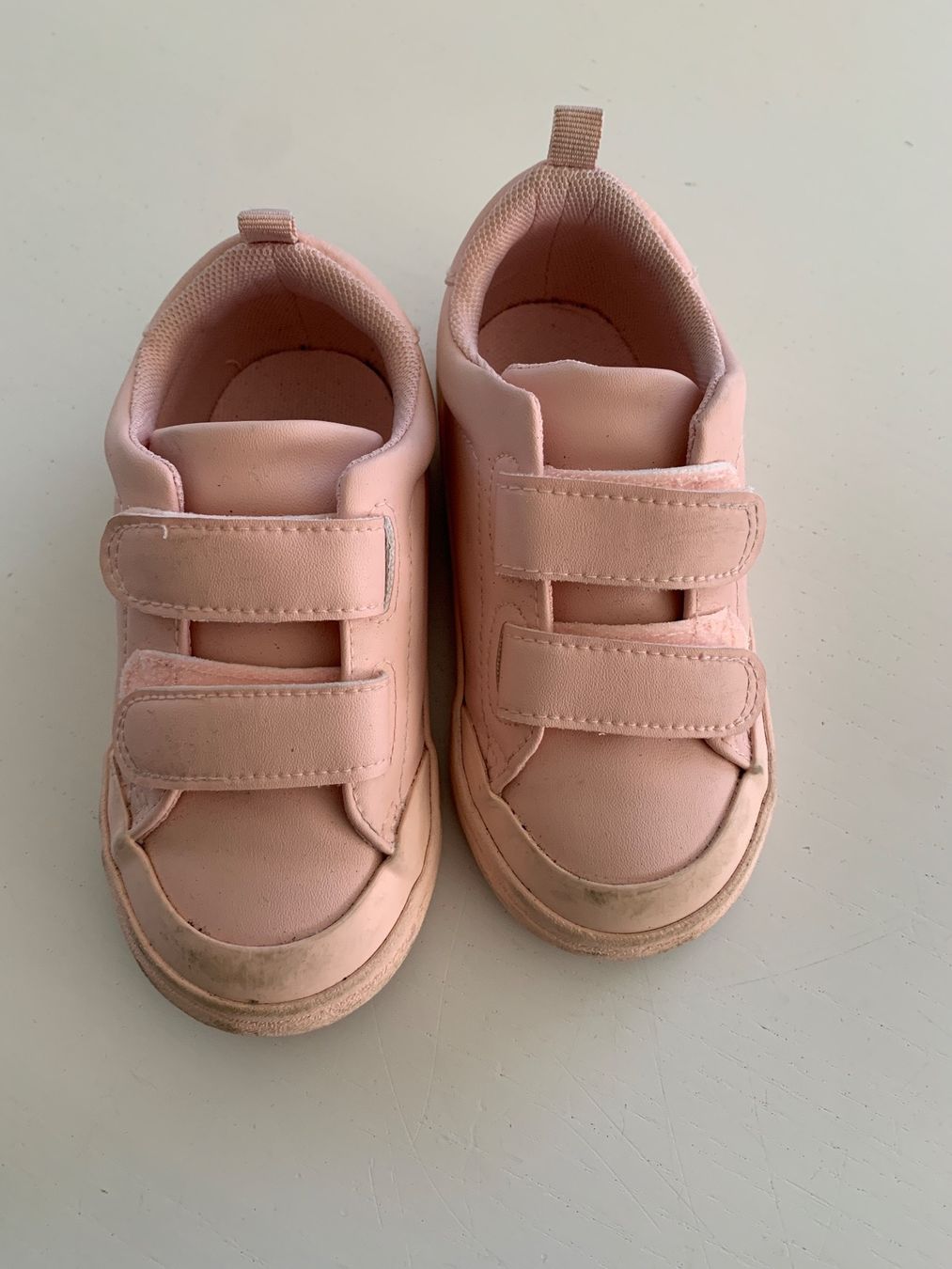 Scarpe per ragazze: Sneakers Grösse 24 – Usato da Wangen an der Aare venduto da Semadeni13