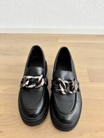 Schwarze Trend Loafers mit Kette, Grösse 36 - Herbst!