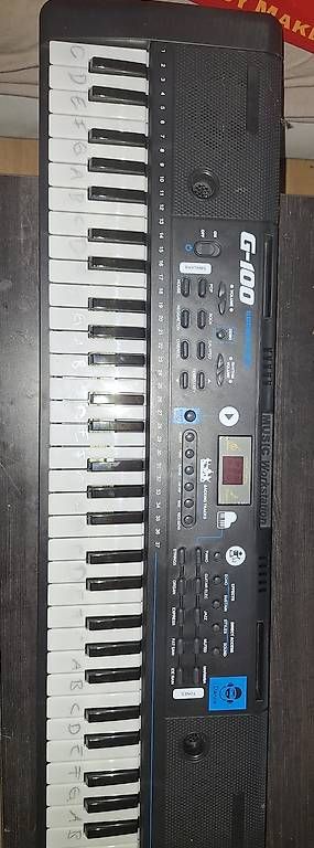 Musikinstrumente: Keyboard – Gebraucht aus Lyssach von KathrinM02