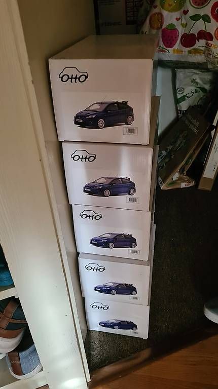 Voitures modèles: 5 FORD FOCUS RS MODELLAUTOS – D'occasion à Ittigen par ROCKY1964 2
