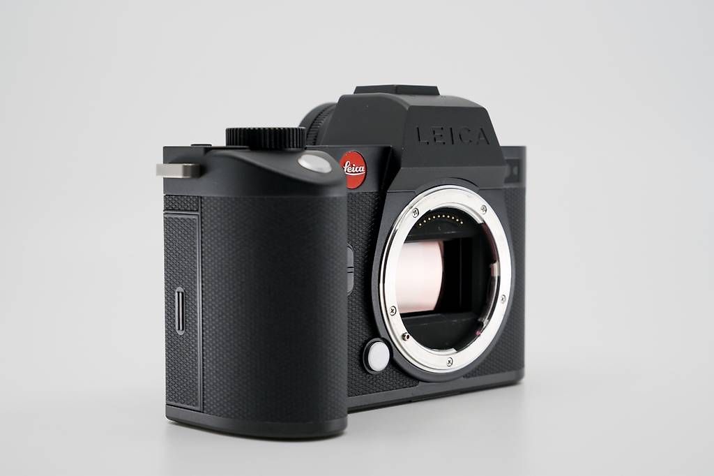 Leica Appareil photo: Leica SL2 Black + Akkus – D'occasion à Obfelden par toxilab 1