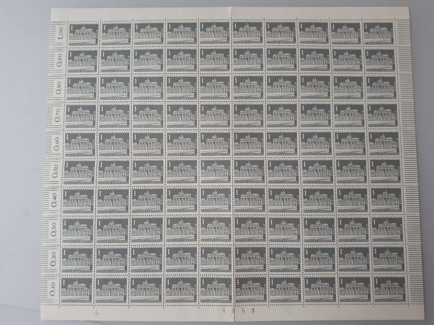 Tutti i francobolli: 100 Marken 1 Pfennig Bogen Brandenburgertor – Nuovo (secondo la descrizione) da Seewen SZ venduto da SuperpumaDisplayTeam