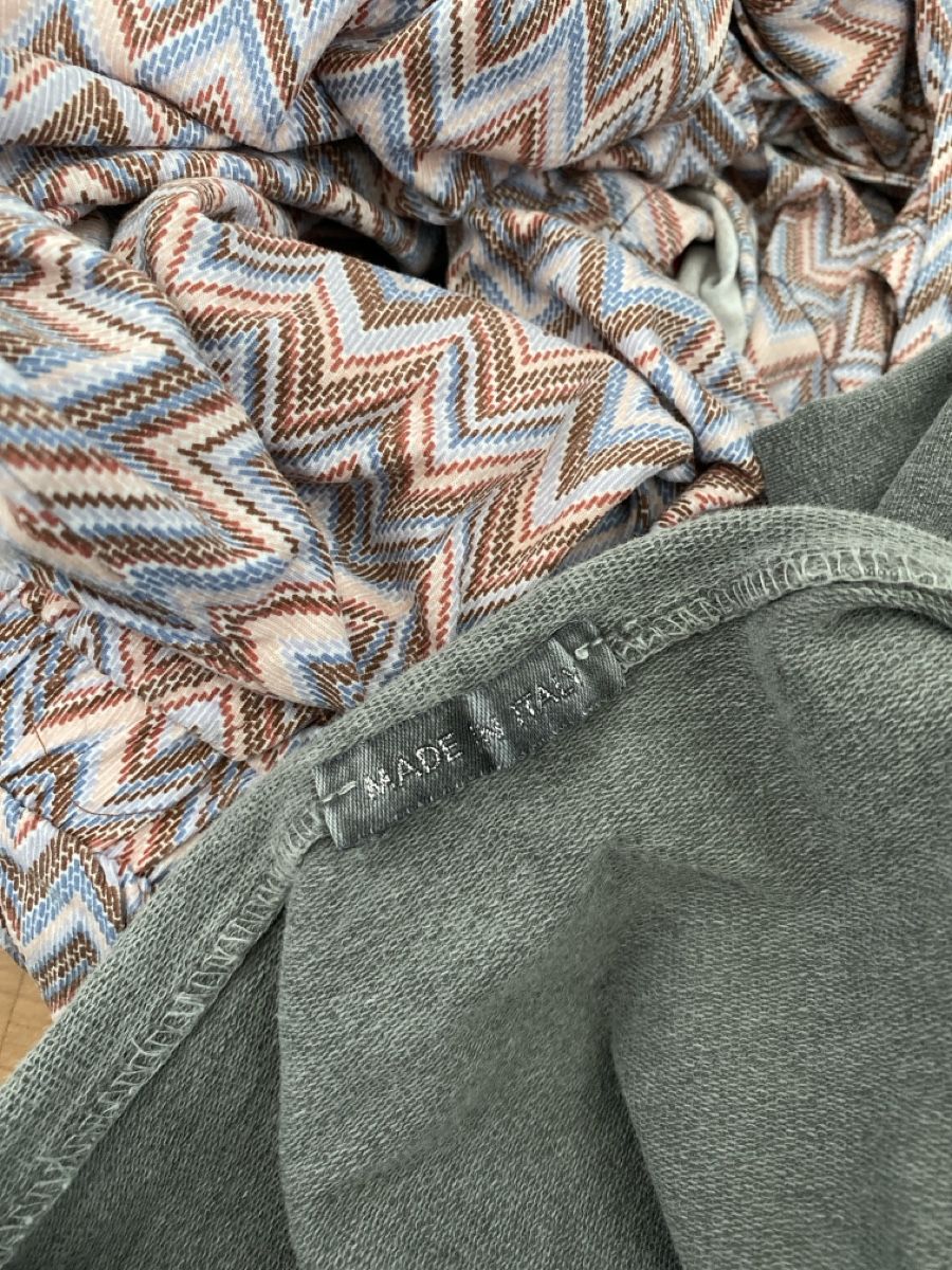 Only Kleiderpakete: Kleider Packet Grösse: XS & S /ONLY… – Gebraucht aus Fällanden von Melinazh
