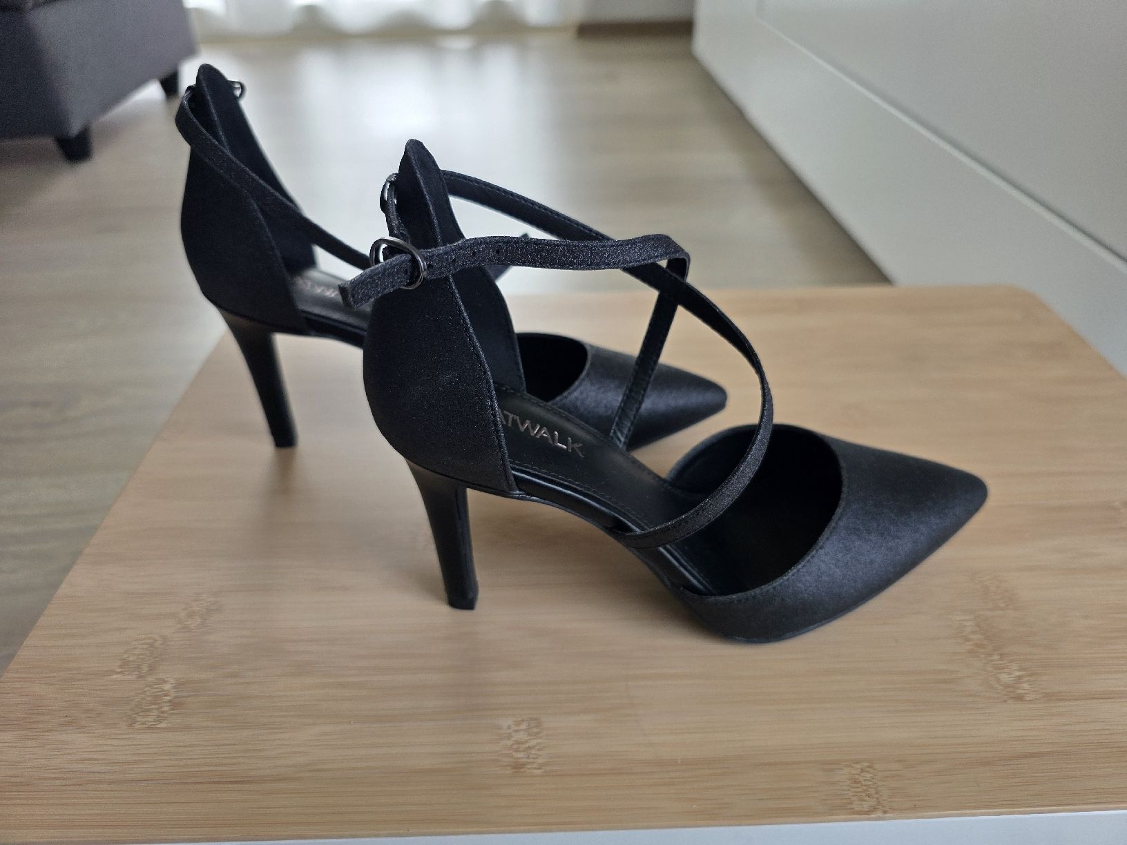 Dosenbach Chaussures femmes: Catwalk Pumps Gr. 39 – Neuf (Voir description) à Rothenthurm par yvo_zq6v 1