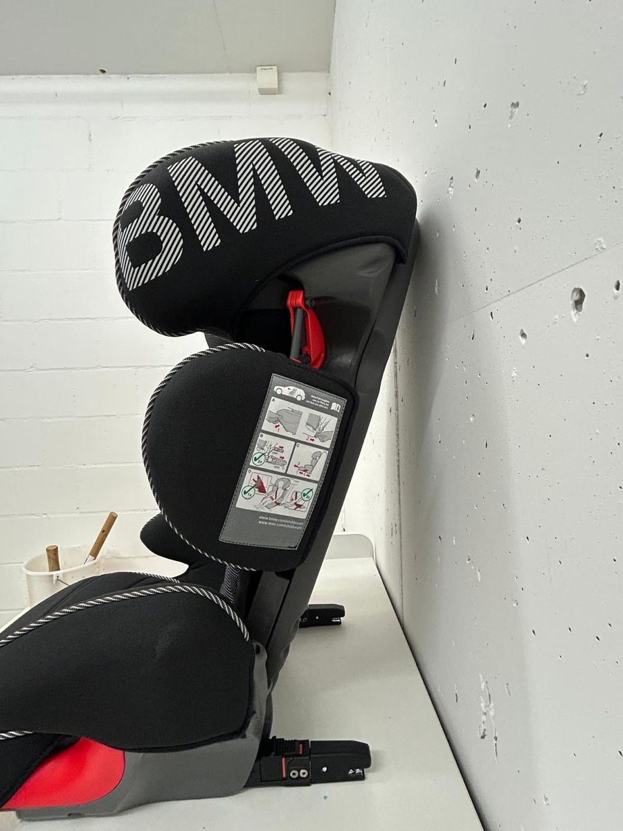 BMW Auto-Kindersitze: BMW Junior Seat – Gebraucht aus Lengnau AG von topolina007 6