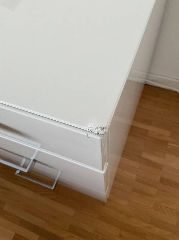Comodini: Nachttisch // Table de chevet // Bedside Table – Usato da Cologny venduto da els_tvj8 1