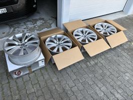 4x Tesla Alufelge - 19x8.0J + 40mm