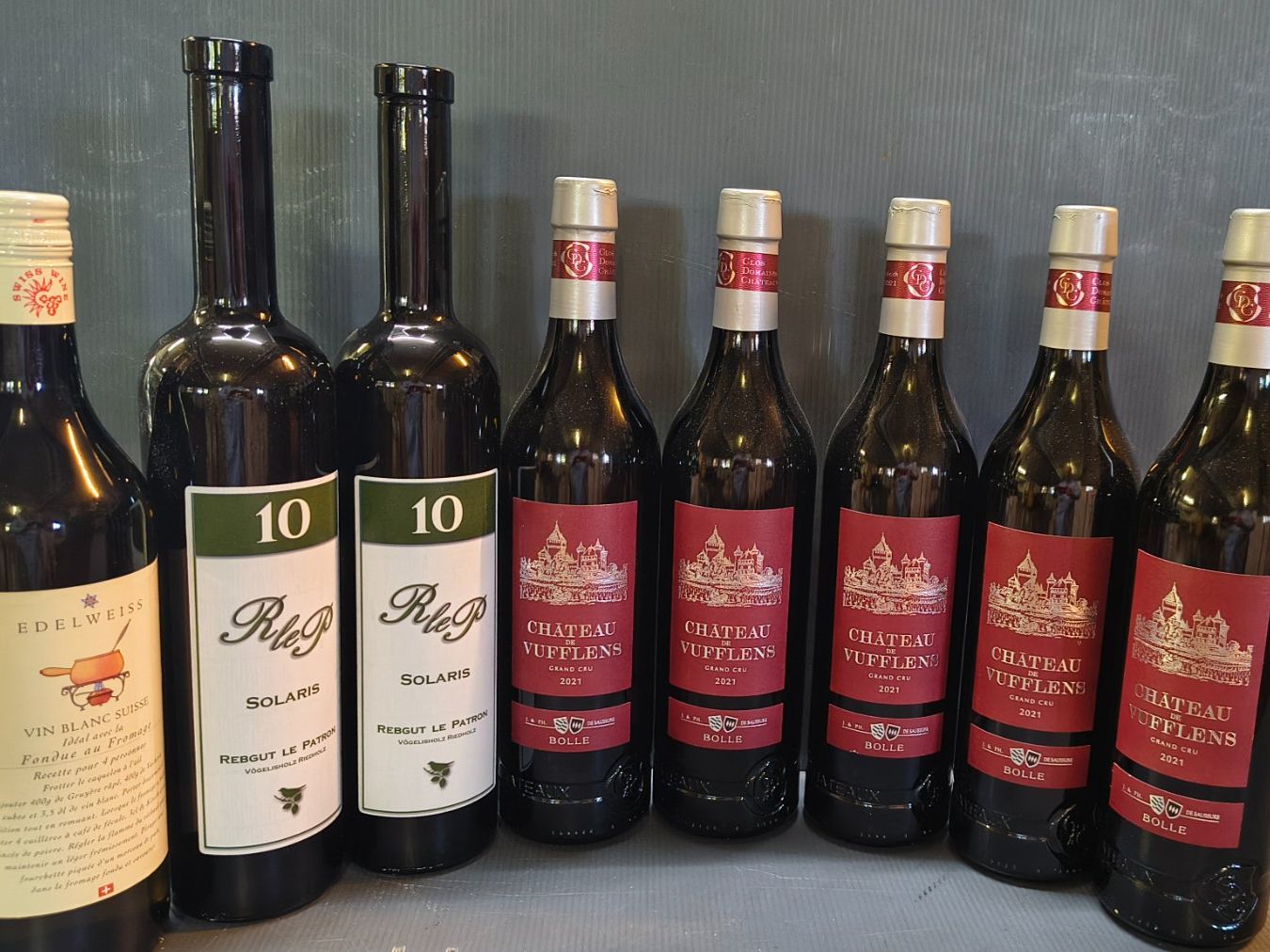 Vino: 8fl. Schweizer Weine - Mischpaket – Nuovo (secondo la descrizione) da Fribourg venduto da Weinhandeln
