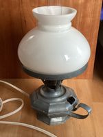 Tischlampe aus Zinn mit Glasschirm funktionsfähig Vintage