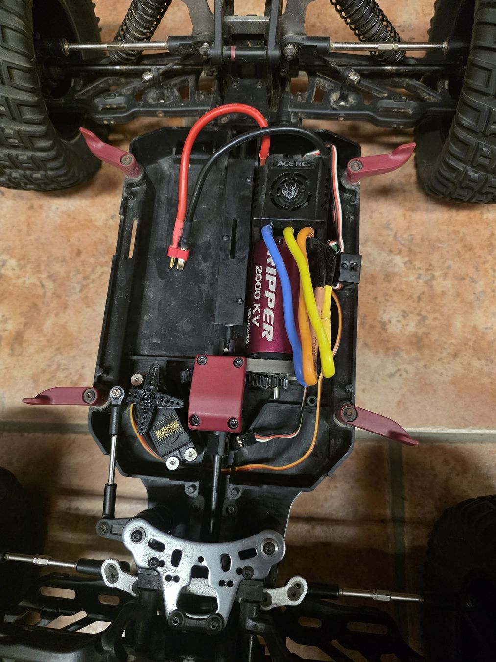 Thunder Tiger RC Kits de montage: RC Auto MTX-4 mit Motor und ESC gebraucht. – Défectueux à Safenwil par mme_md5k 2