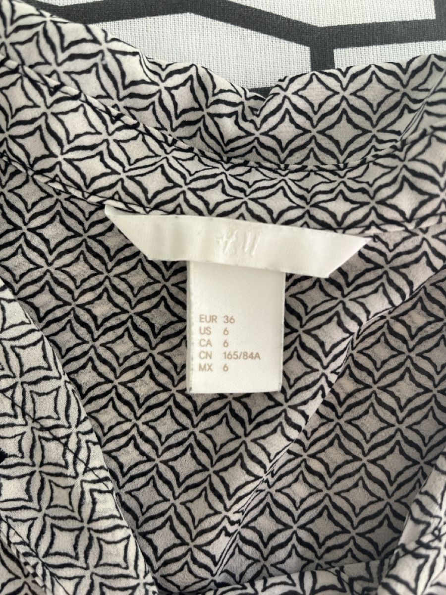 H&M Camicette: Sommerliche Damenbluse 36 – Usato da Aarau venduto da cel_m7wp 2