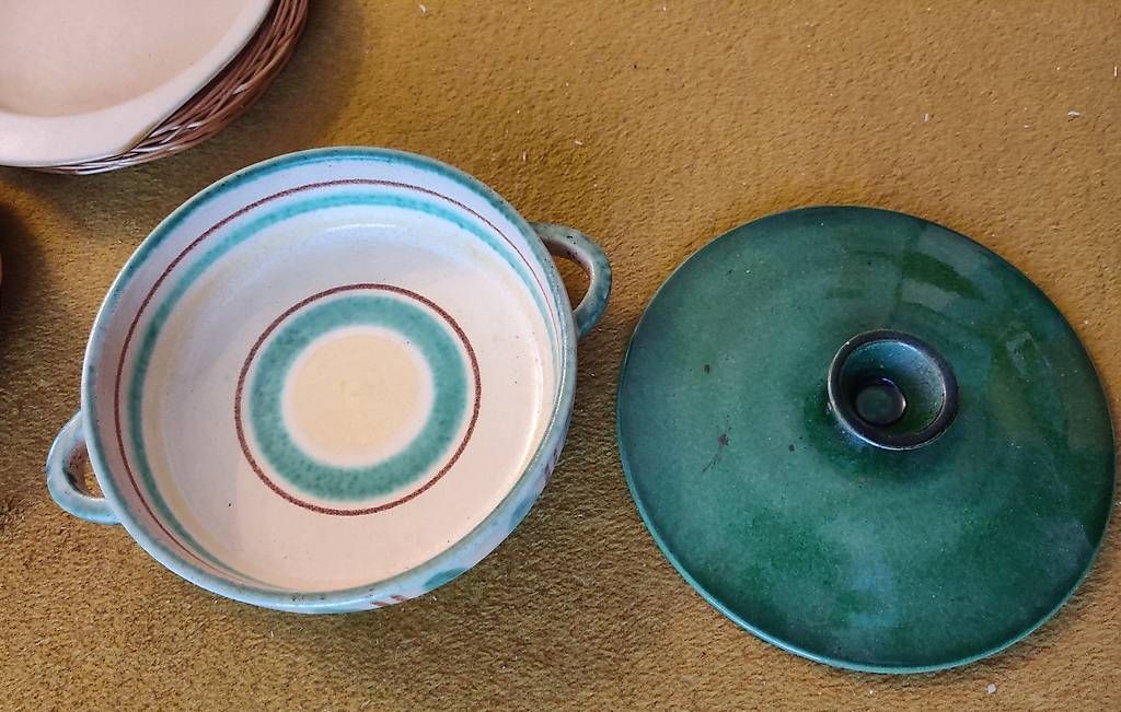 Set di piatti: Teller, Topf und Untersetzter – Usato da Meisterschwanden venduto da meisti12 4