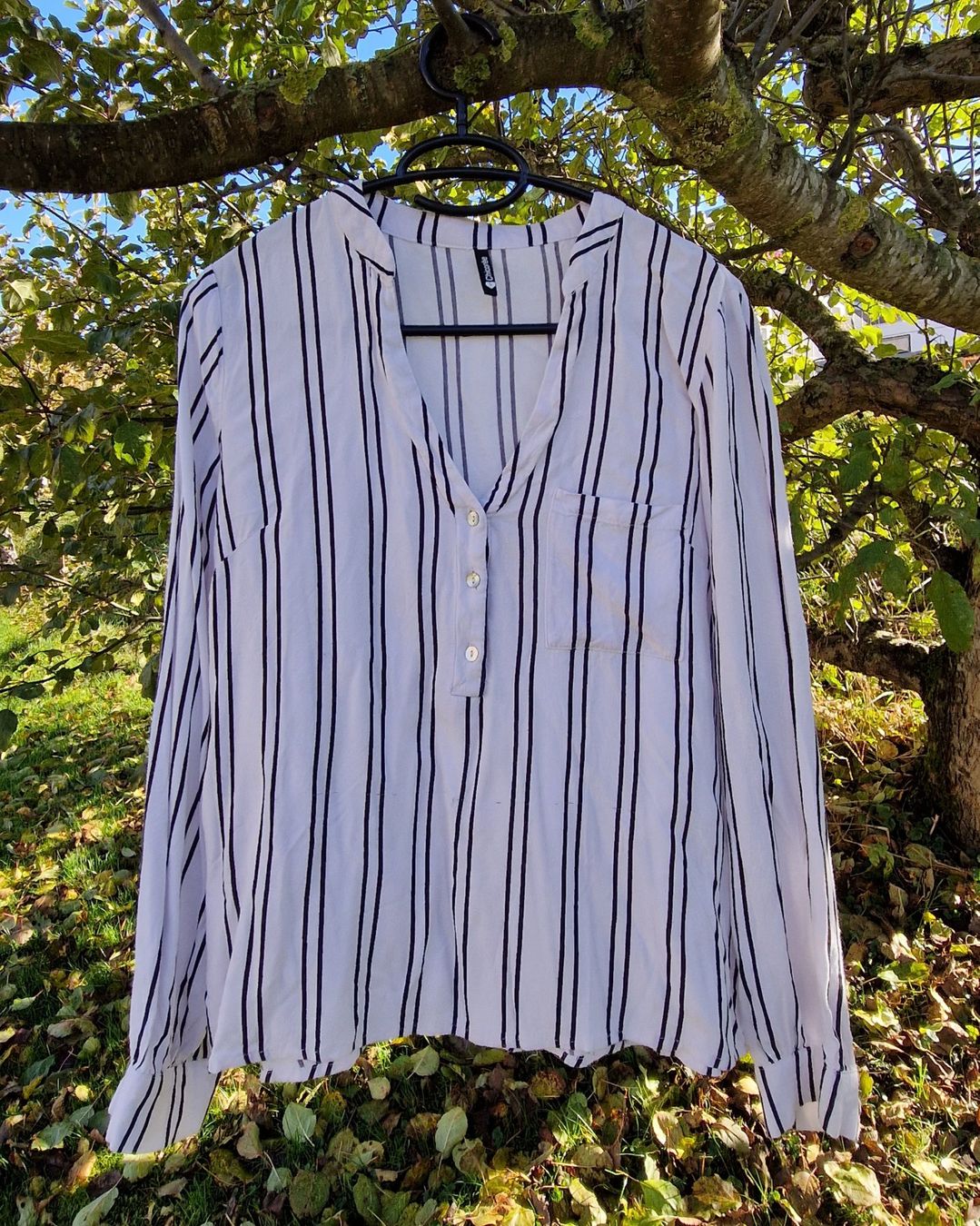 Camicette: Bluse / Tunika Chicorée weiss/schwarz/gestreift,Gr.S – Usato da Siblingen venduto da Vany_McDougall 1