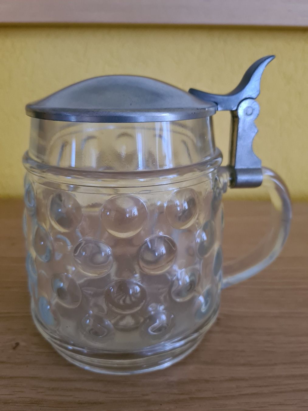 Bicchieri: Humpen mit Zinndeckel – Usato da St. Gallen venduto da limonaden