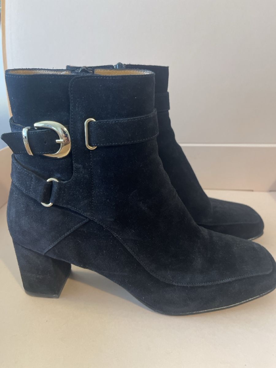 Scarpe da donna: Élégantes bottines Sezane daim noir, taille 40 – Usato da GENEVE venduto da Myrtille8