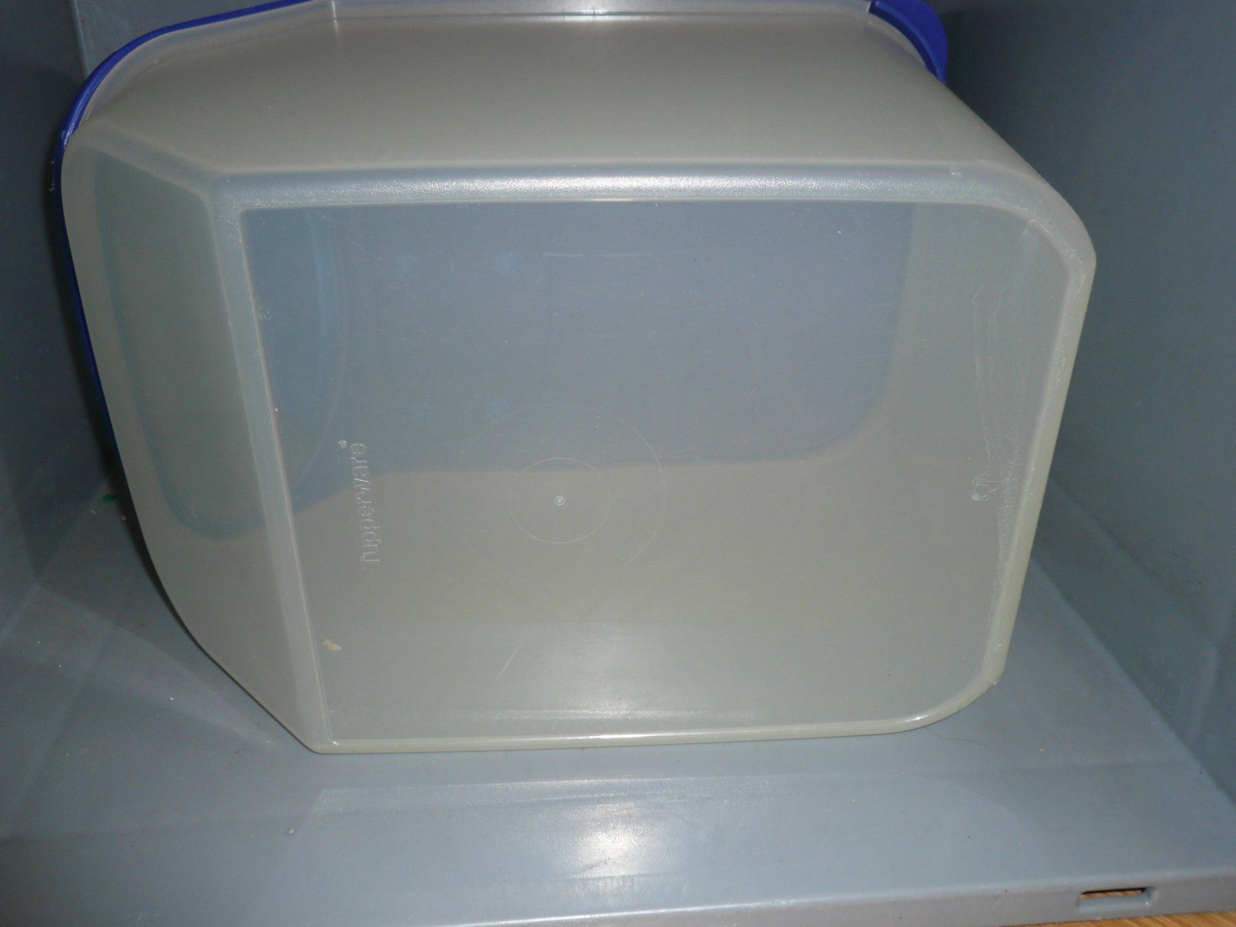 Tupperware Contenitori & Simili: Tupperware Aufbewahrungsbehälter 3 lt – Usato da Rotkreuz venduto da Busa17 4