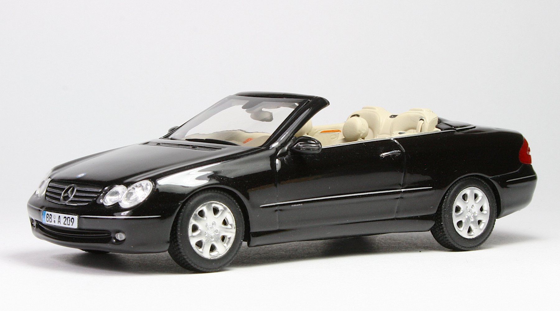 Minichamps Modellini d'auto: Mercedes Benz CLK-Class Cabriolet – Nuovo (secondo la descrizione) da Elsau venduto da Peekay8 8