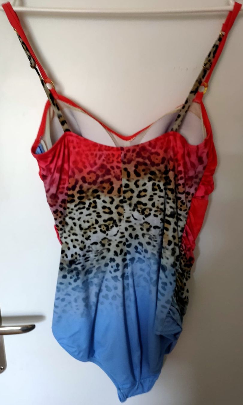 Costumi da bagno & Bikini: Badeanzug Gr. 44 – Usato da Luzern venduto da Luzern_Energy 2