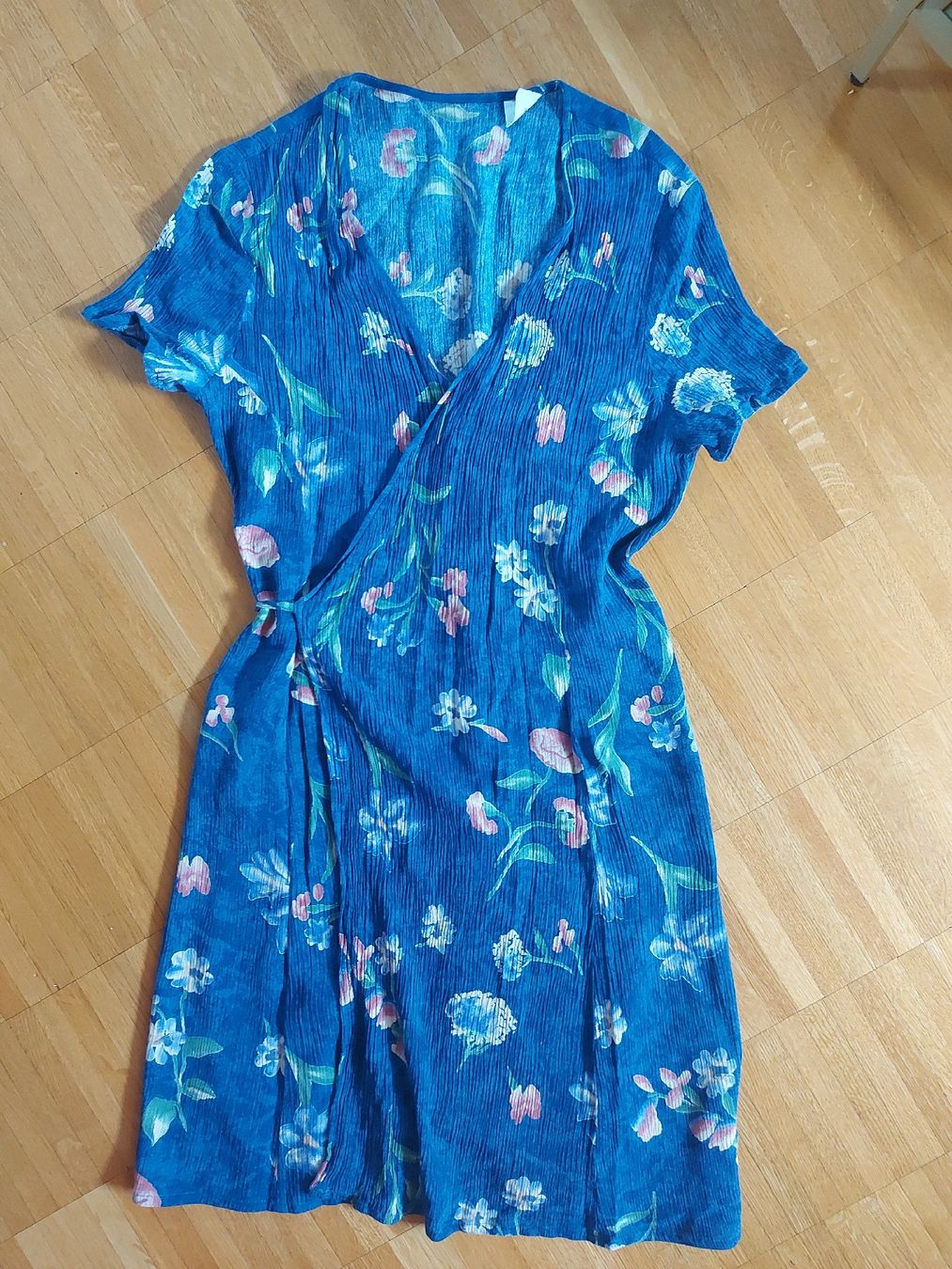 Vestiti: Robe portefeuille vintage - Taille S/M – Usato da Lausanne venduto da Super-cerise