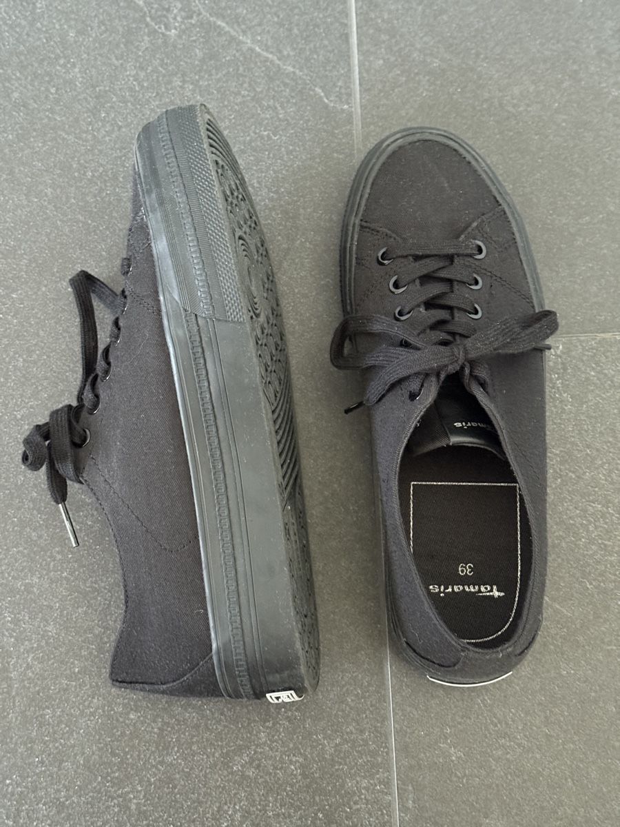 Scarpe da donna: Tamaris sneakers – Usato da Goldach venduto da igwhitestar