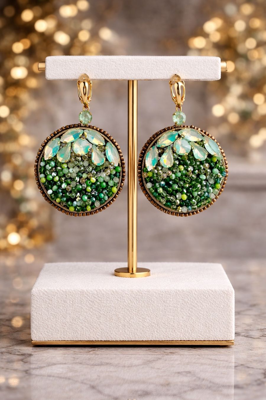 Orecchini pendenti & Orecchini a lobo: Elegant Green Beaded Earrings, handmade  for spring style – Nuovo e nell'imballaggio originale da Oftringen venduto da Eylem79 3