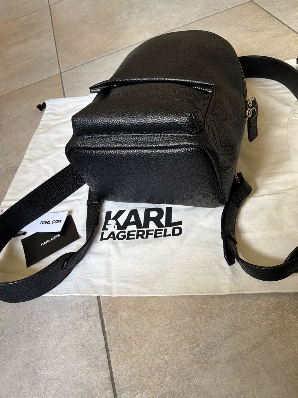 Karl Lagerfeld Zaini: KARL LAGERFELD Athleisure Backpack in Schwarz – Nuovo (secondo la descrizione) da Glattfelden venduto da Danshari 1