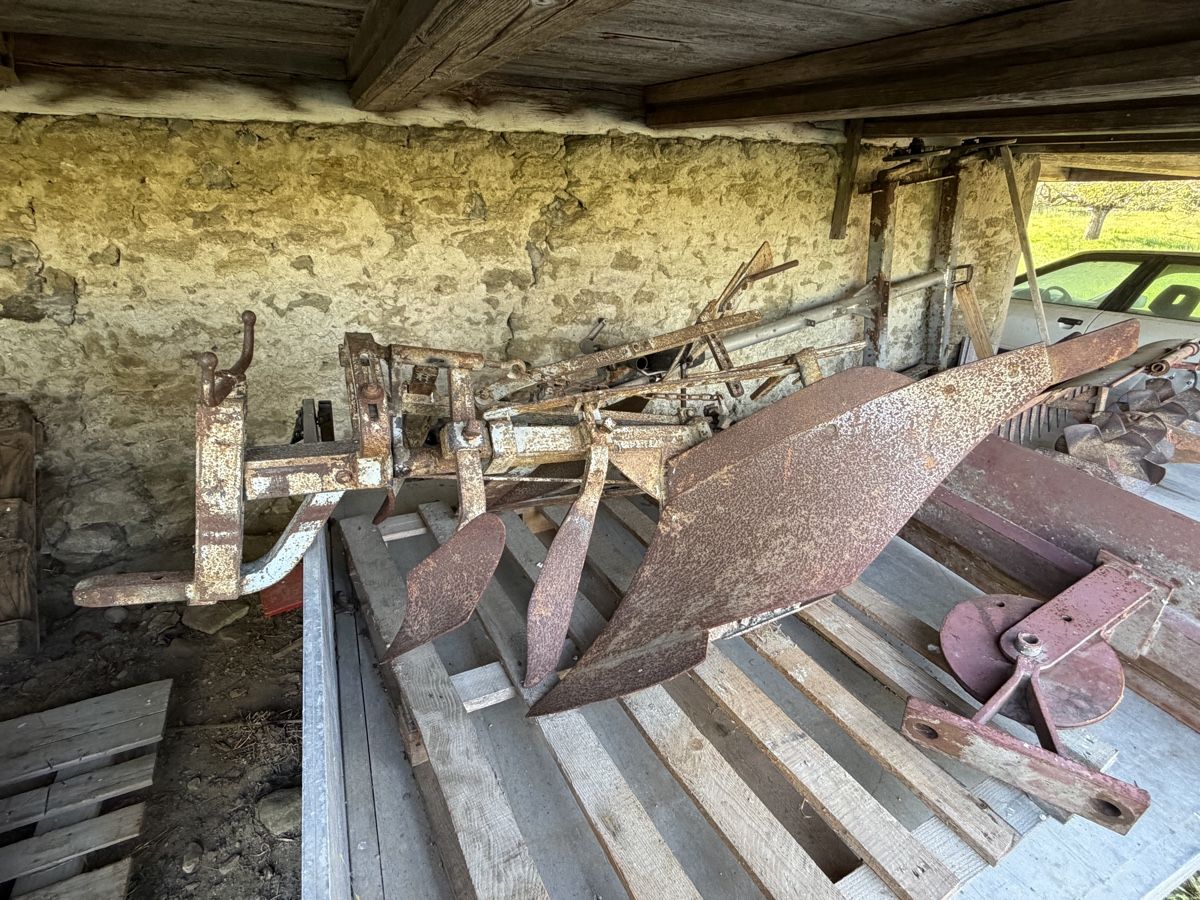 Bucher Tutte le macchine: Bucher KT 10 Anbaugeräte – Usato da Brügglen venduto da and_t8kd 5