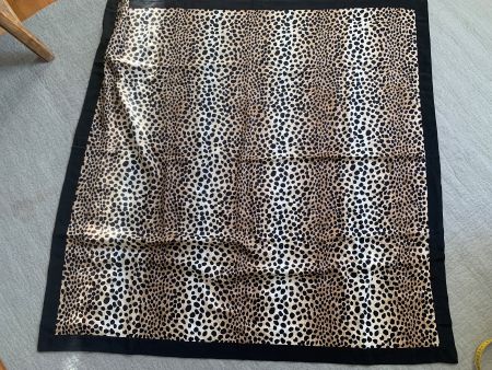 Seidentuch Leoparden Print 125 x 125 cm guter Zustand