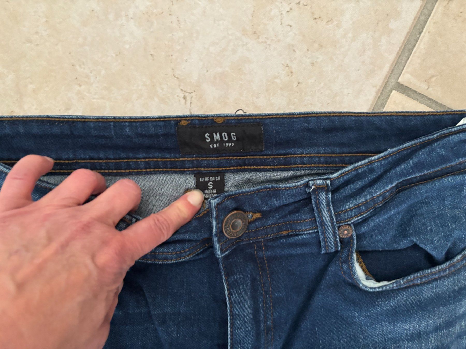 Lotti di vestiti: Kurze Hosen Set S & M – Usato da Biel-Benken BL venduto da Bergerr 2